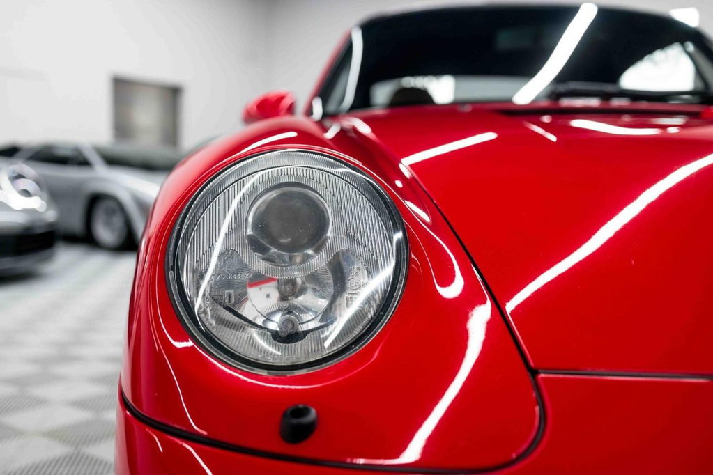 Porsche 993 Carrera 4S