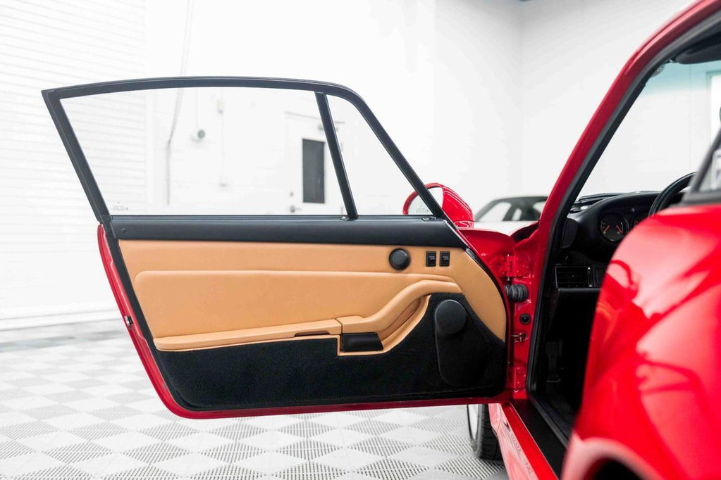 Porsche 993 Carrera 4S