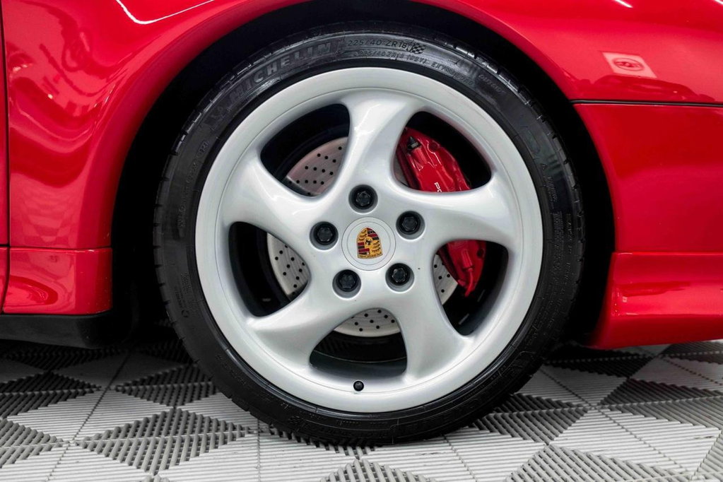 Porsche 993 Carrera 4S