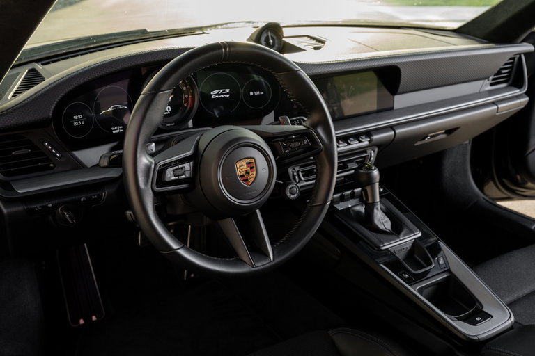 Porsche 992 GT3 Touring