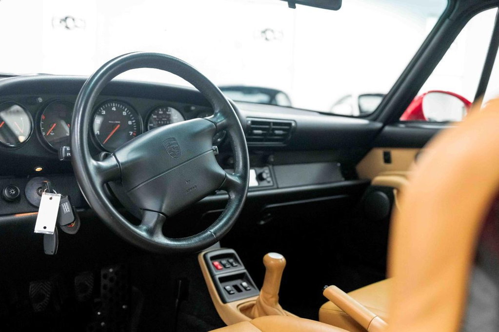 Porsche 993 Carrera 4S