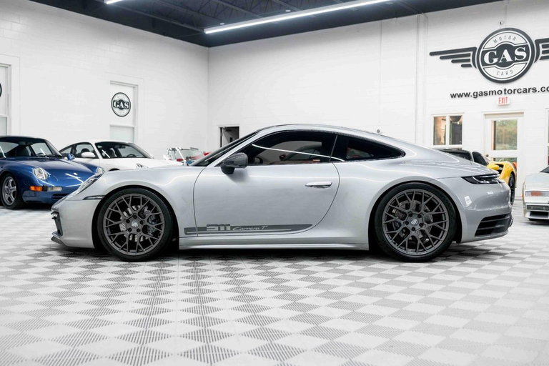 Porsche 992 Carrera T