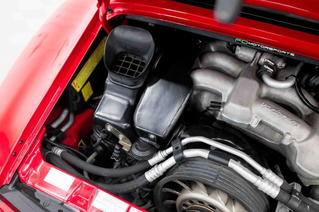 Porsche 993 Carrera 4S