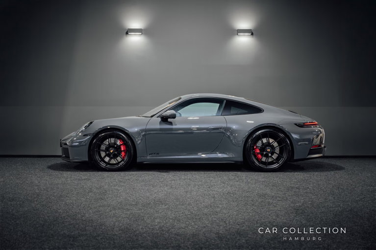 Porsche 992.2 Carrera 4 GTS