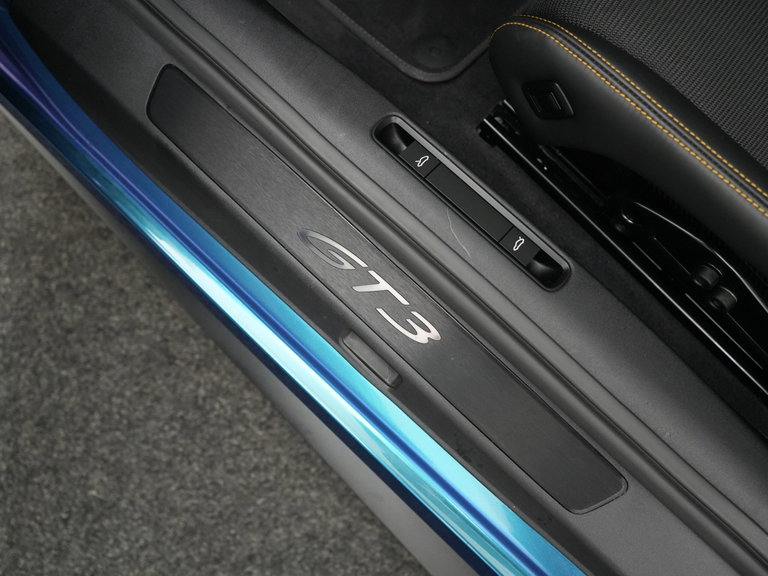Porsche 992 GT3 Touring