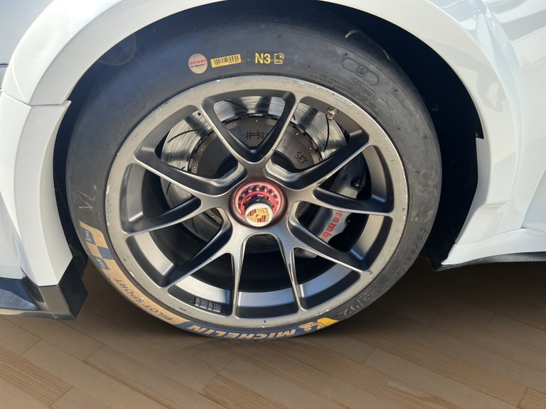 Porsche 992 GT3 Cup