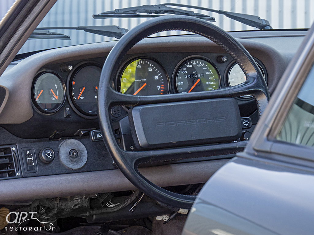 Porsche 964 Carrera 4