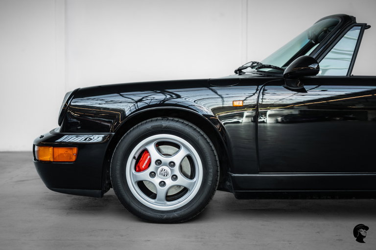 Porsche 964 Carrera 4