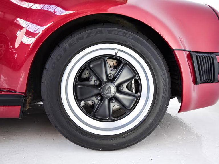 Porsche 911 Carrera 3.2 WTL