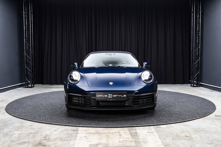 Porsche 992 Carrera 4S