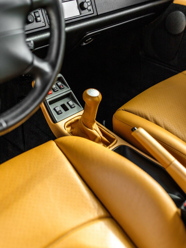 Porsche 993 Carrera 4S