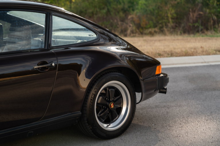 Porsche 911 SC