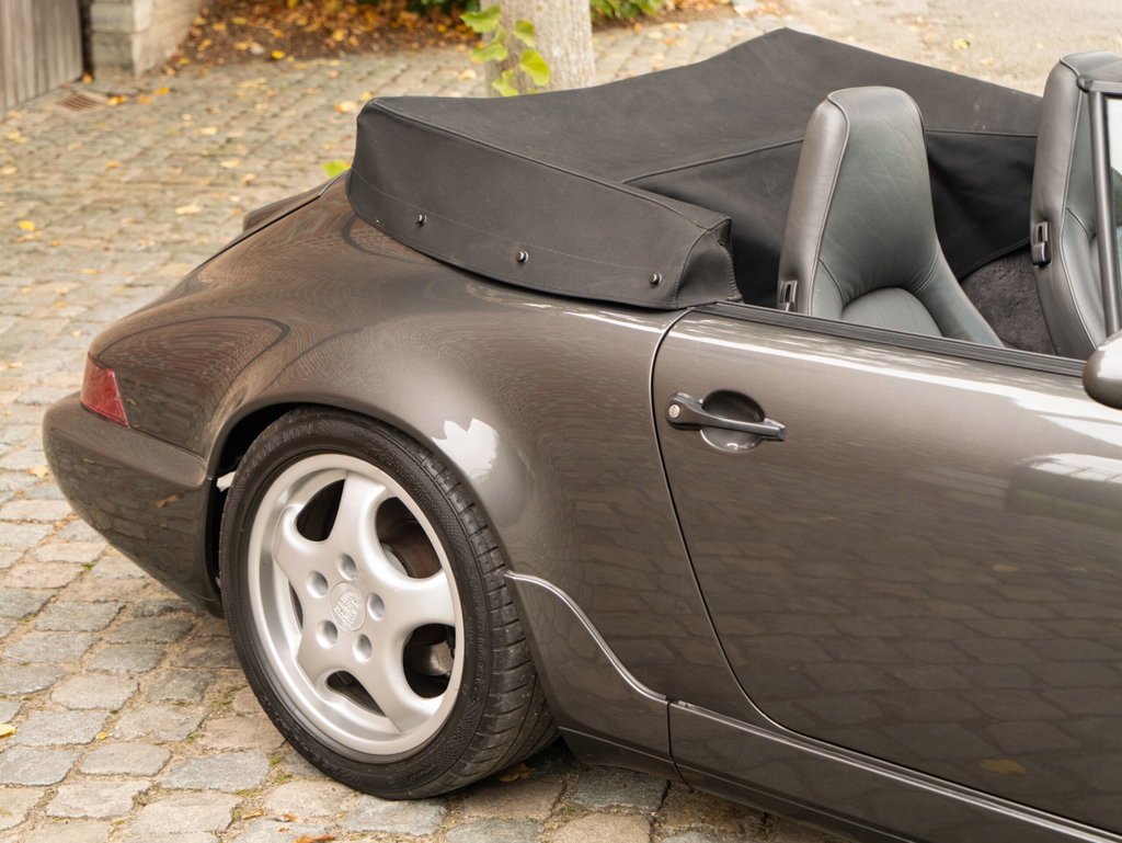 Porsche 964 Carrera 4