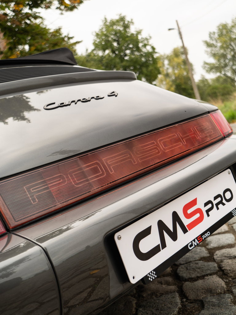 Porsche 964 Carrera 4
