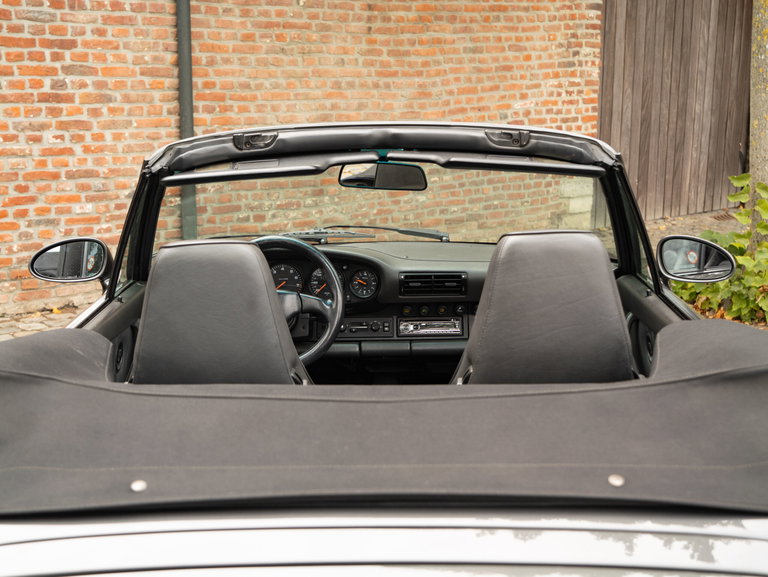 Porsche 964 Carrera 4
