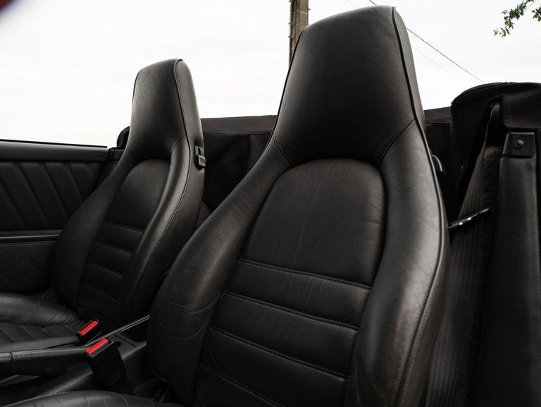 Porsche 964 Carrera 4