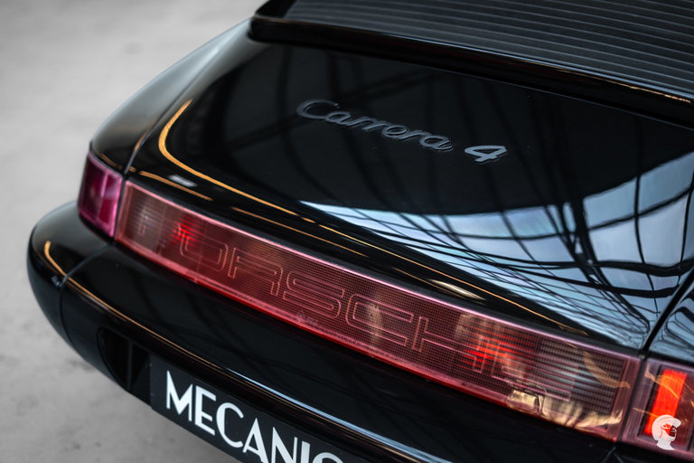 Porsche 964 Carrera 4