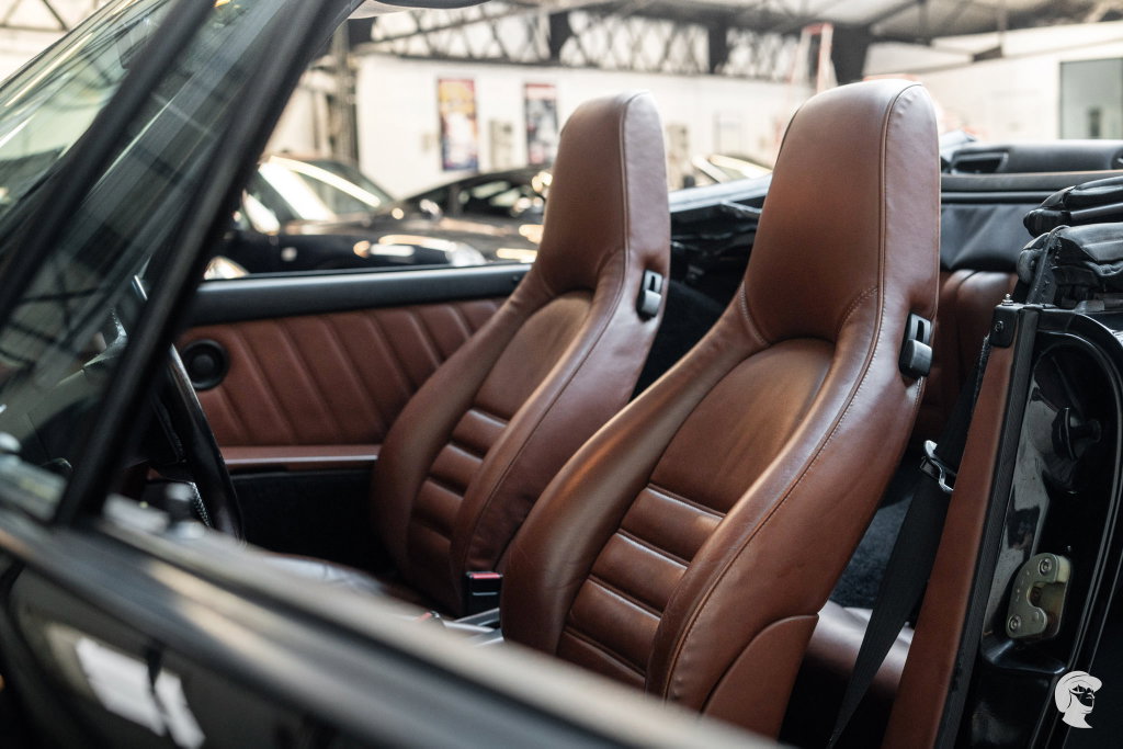 Porsche 964 Carrera 4