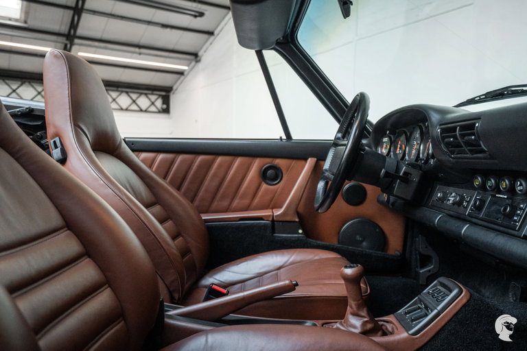 Porsche 964 Carrera 4