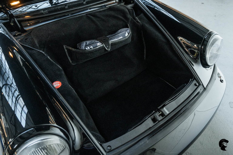 Porsche 964 Carrera 4