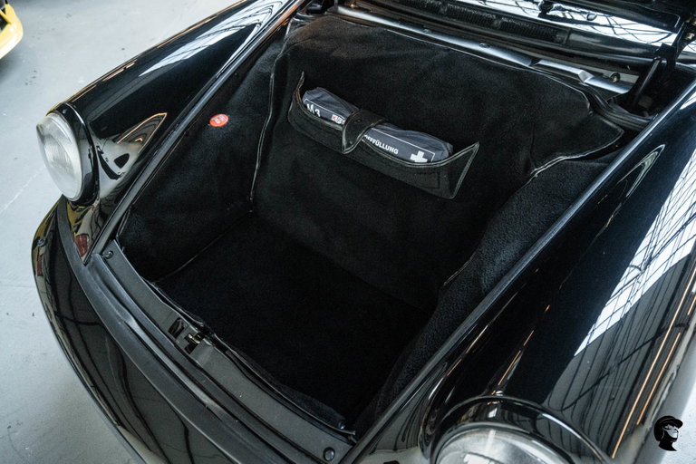Porsche 964 Carrera 4