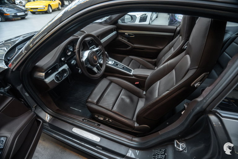 Porsche 991.2 Carrera 4