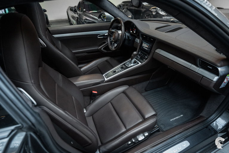 Porsche 991.2 Carrera 4