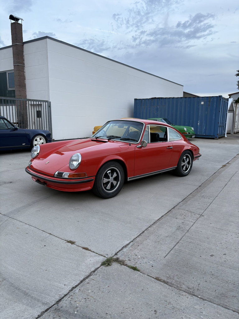 Porsche 911 T