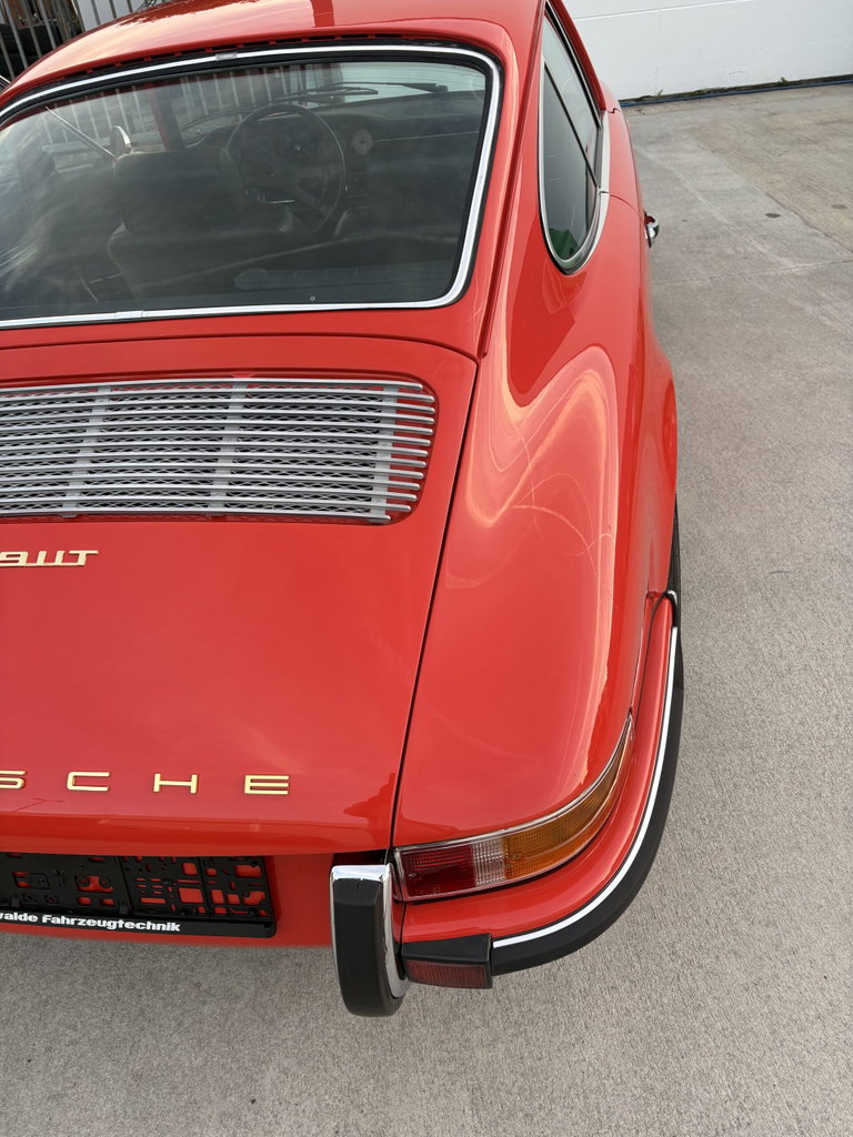 Porsche 911 T