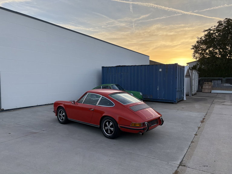 Porsche 911 T