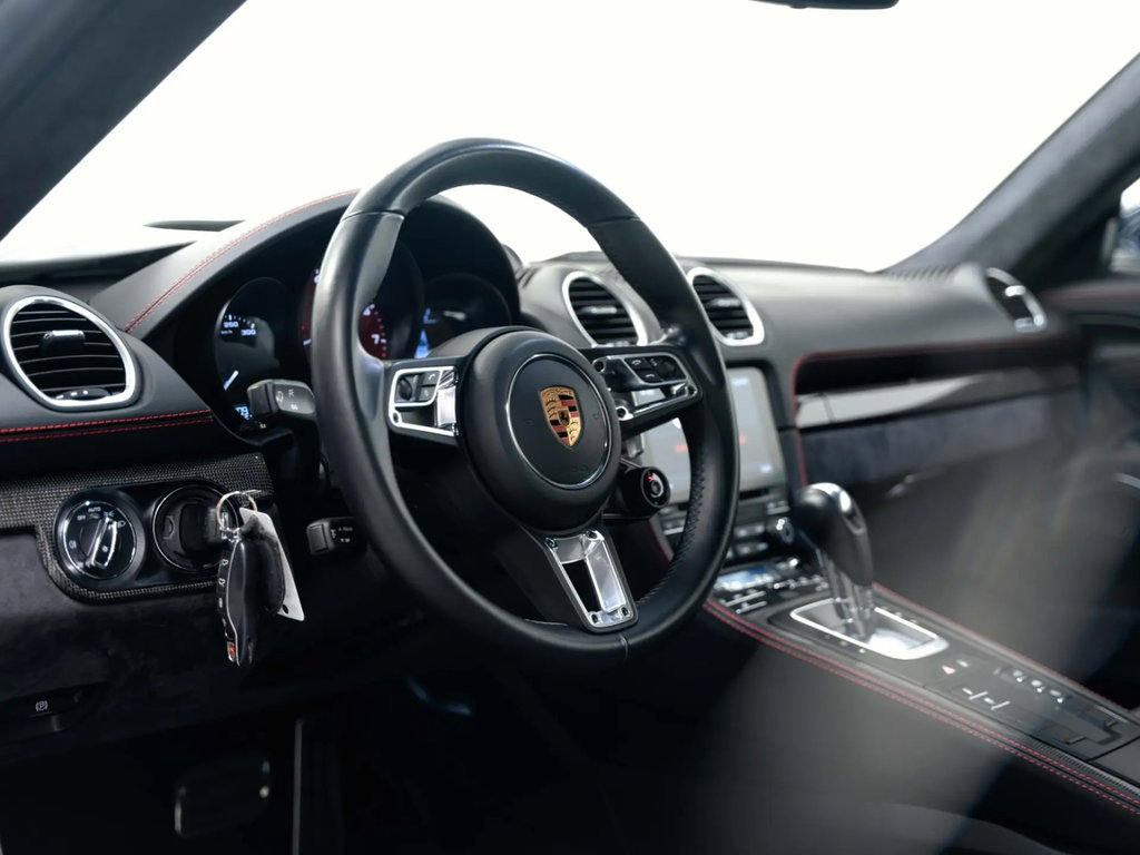 Porsche 718 Cayman GTS