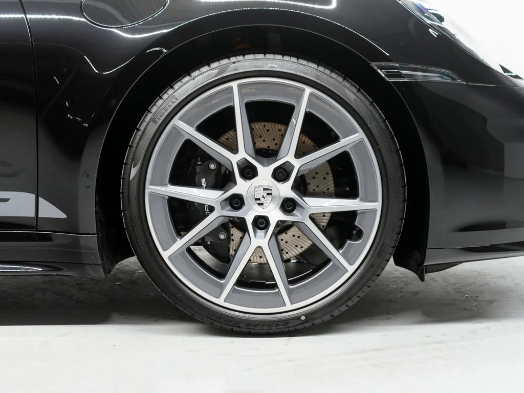 Porsche 992.2 Carrera T
