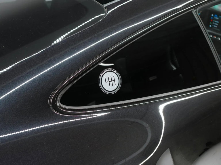 Porsche 992.2 Carrera T