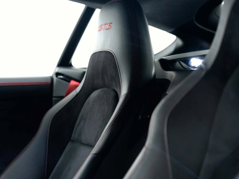 Porsche 718 Cayman GTS