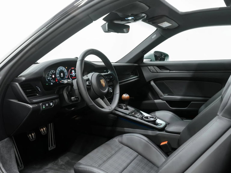 Porsche 992.2 Carrera T