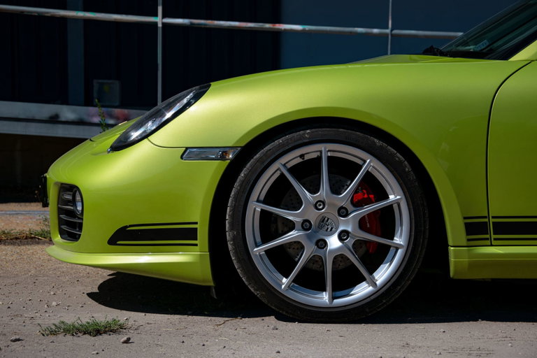 Porsche 987 Cayman R