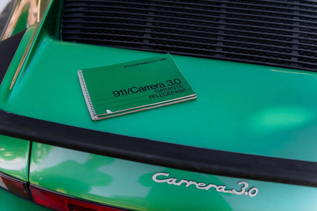Porsche 911 Carrera 3.0