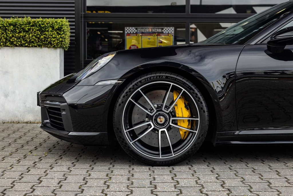 Porsche 992 Turbo S