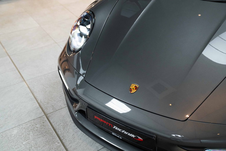Porsche 992 Carrera GTS