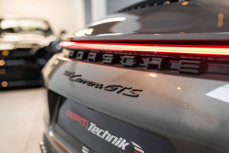 Porsche 992 Carrera GTS