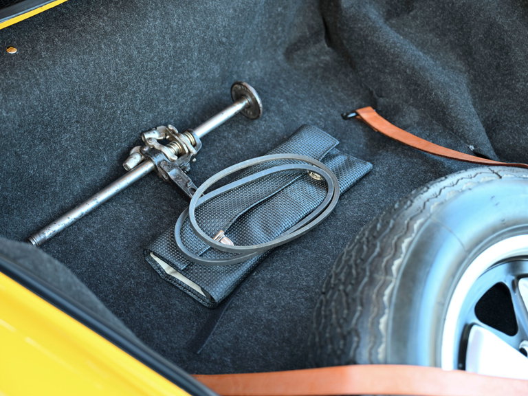 Porsche 911 S (F-Modell)