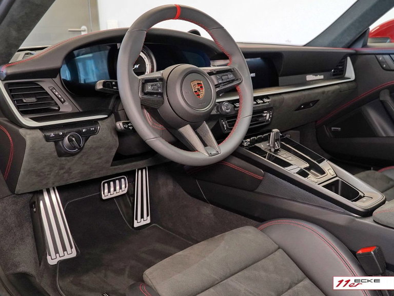 Porsche 911 Dakar