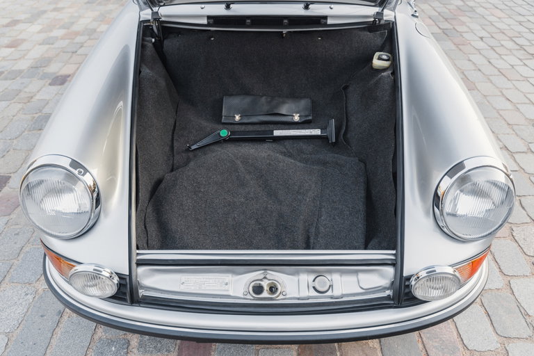 Porsche 911 S (F-Modell)