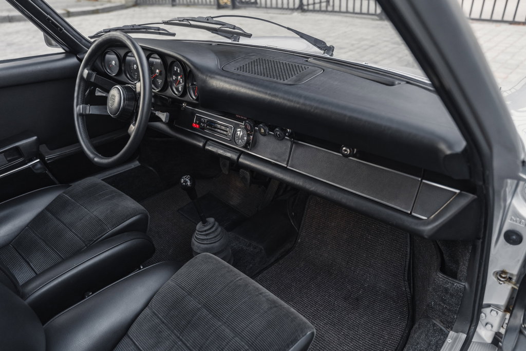 Porsche 911 S (F-Modell)