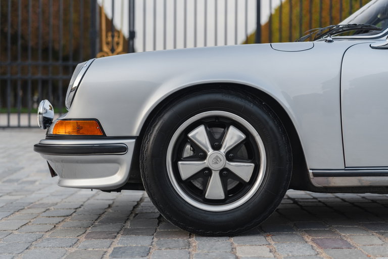 Porsche 911 S (F-Modell)