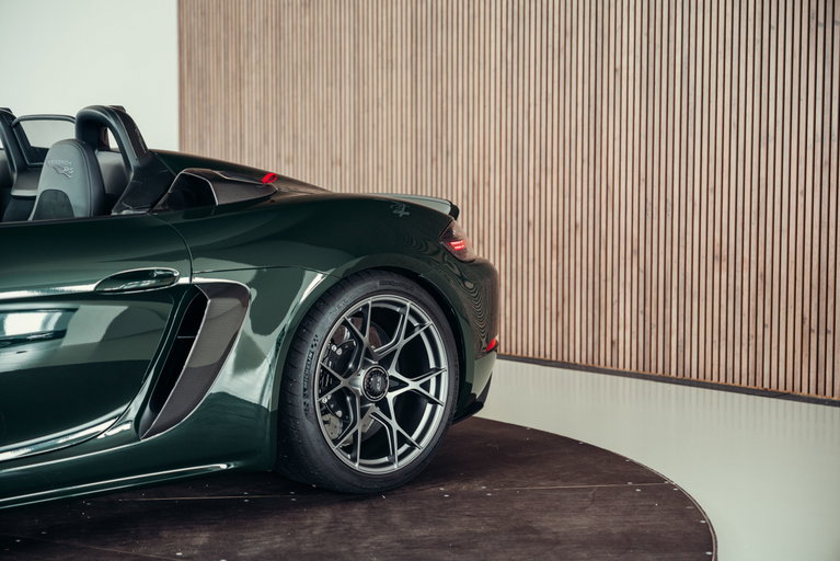 Porsche 718 Spyder RS