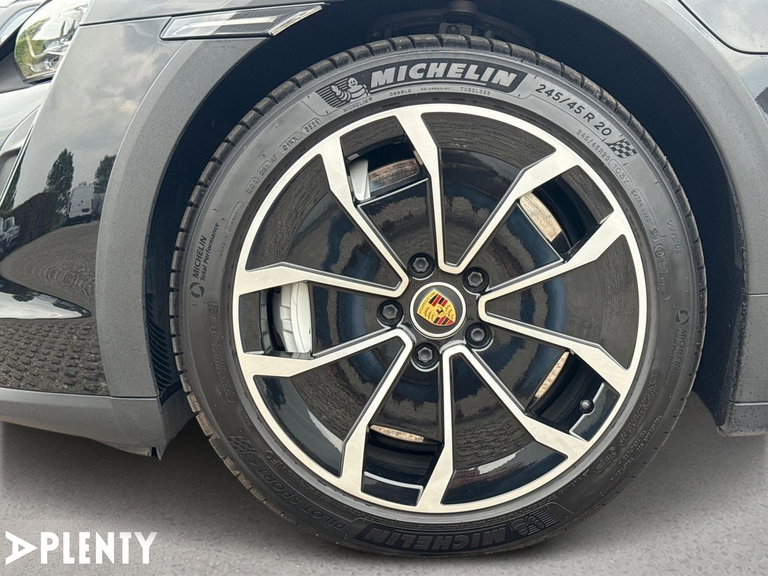 Porsche Taycan 4 Cross Turismo