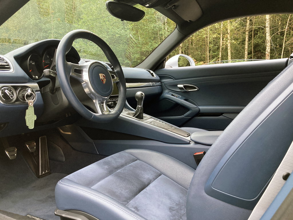 Porsche 981 Cayman