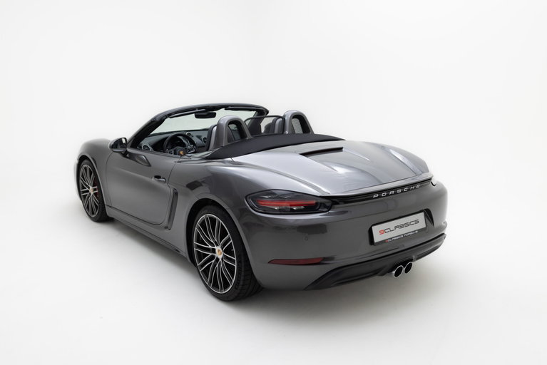 Porsche 718 Boxster S