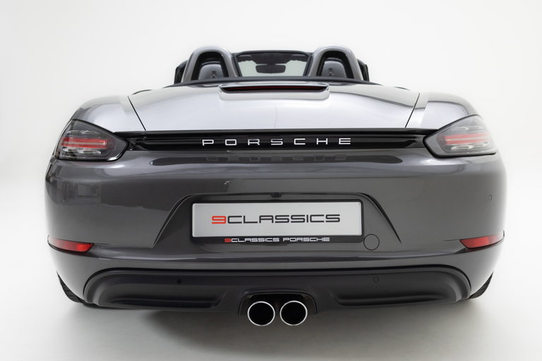 Porsche 718 Boxster S